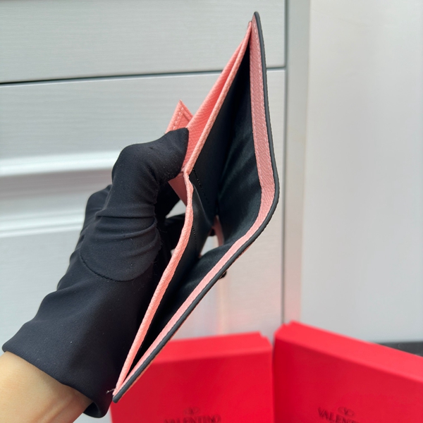 超激安ブランド財布偽物全体デザイン